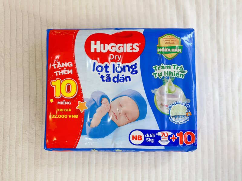 Review các loại bỉm cho trẻ sơ sinh - Bỉm Huggies